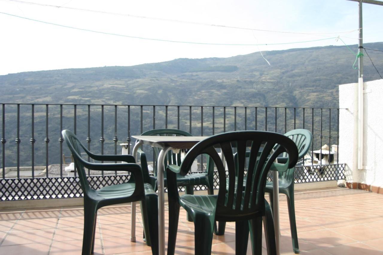 Apartamentos Y Casas Rurales Las Terrazas De La Alpujarra Bubion Ngoại thất bức ảnh
