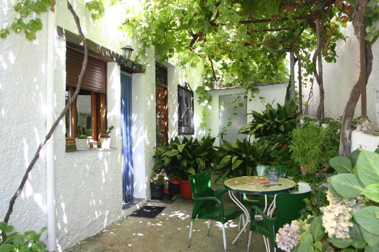 Apartamentos Y Casas Rurales Las Terrazas De La Alpujarra Bubion Ngoại thất bức ảnh